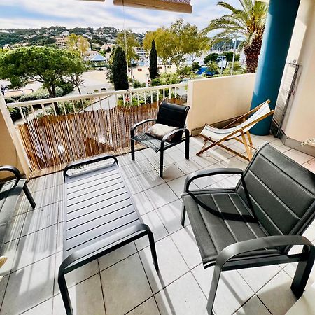 Superbe Appartement Bord De Mer Сен-Мандрие-сюр-Мер Экстерьер фото